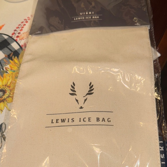 Other - Lewis Ice Bag with Deer Logo NIP